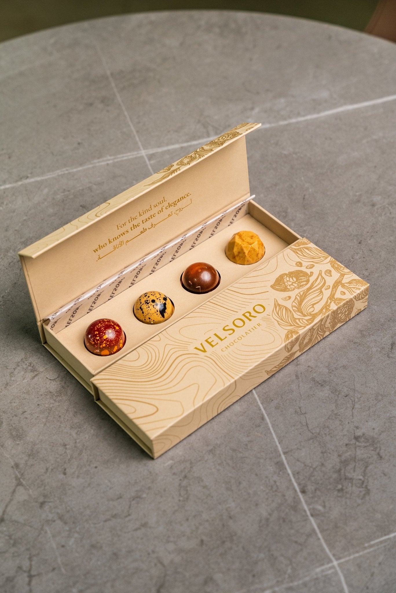 Box of 4 mix - VELSORO CHOCOLATE