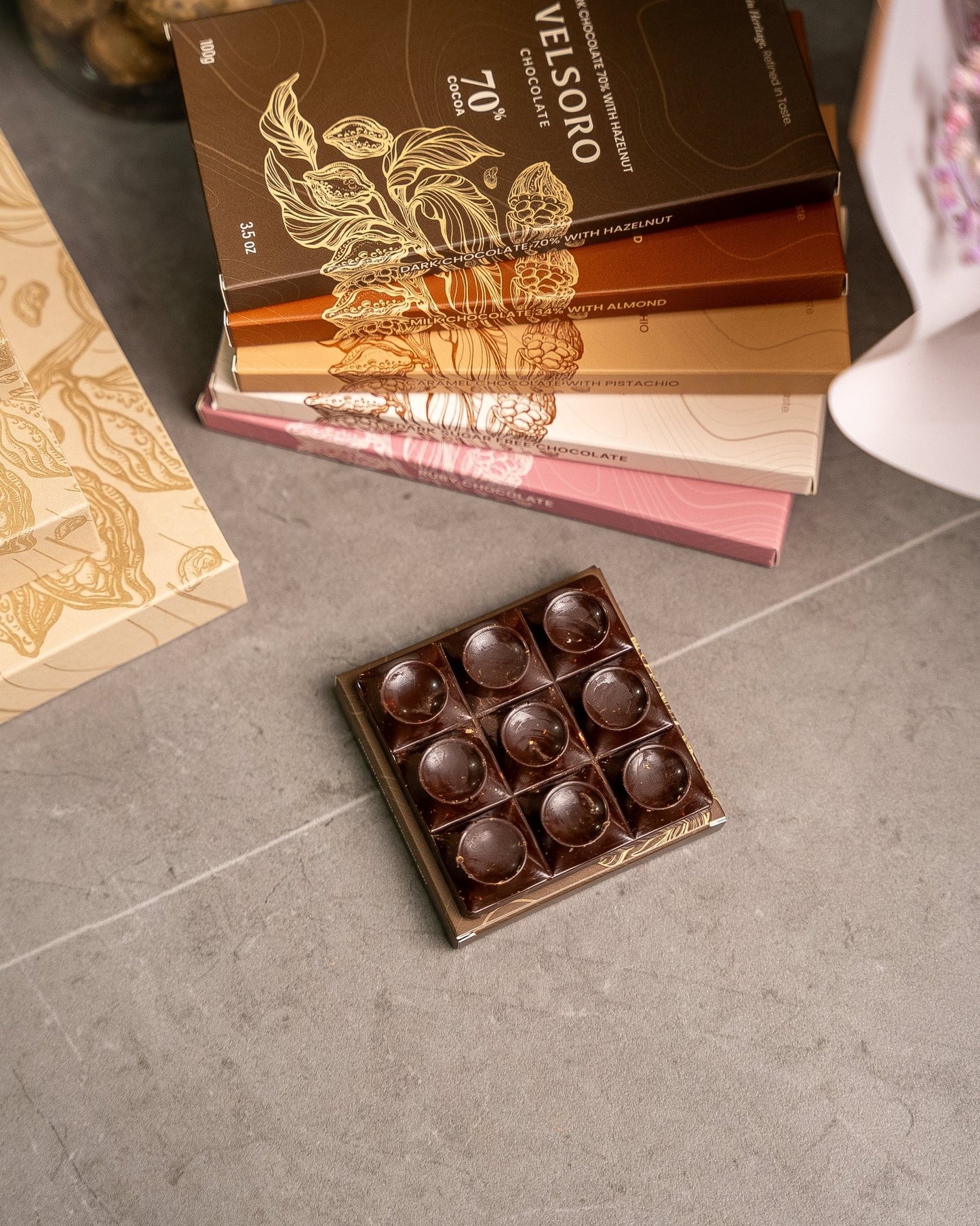 Dark Chocolate 70% with Hazelnut Roasted 40g - VELSORO CHOCOLATE